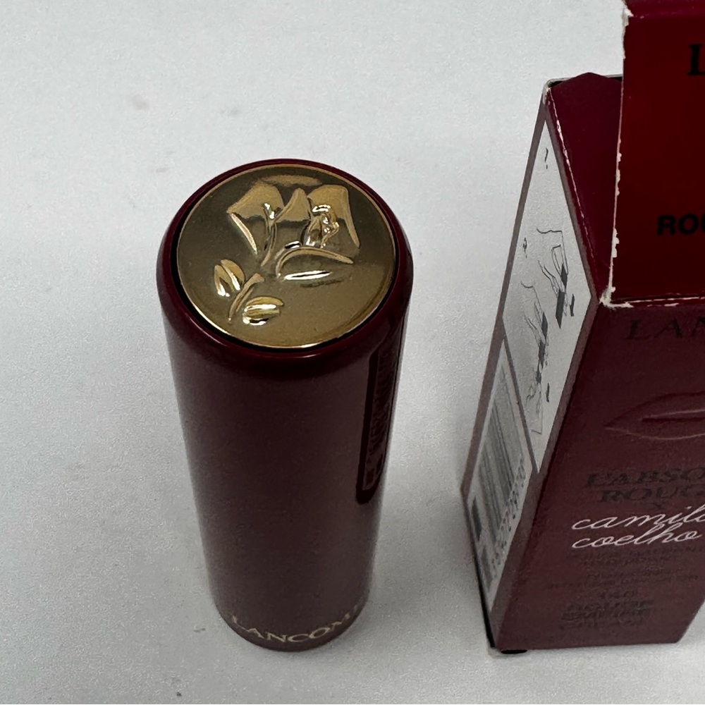 Lancôme L'Absolu Rouge Cream Lipstick in the shade Rouge Empire color number 148 - Picture 7 of 10